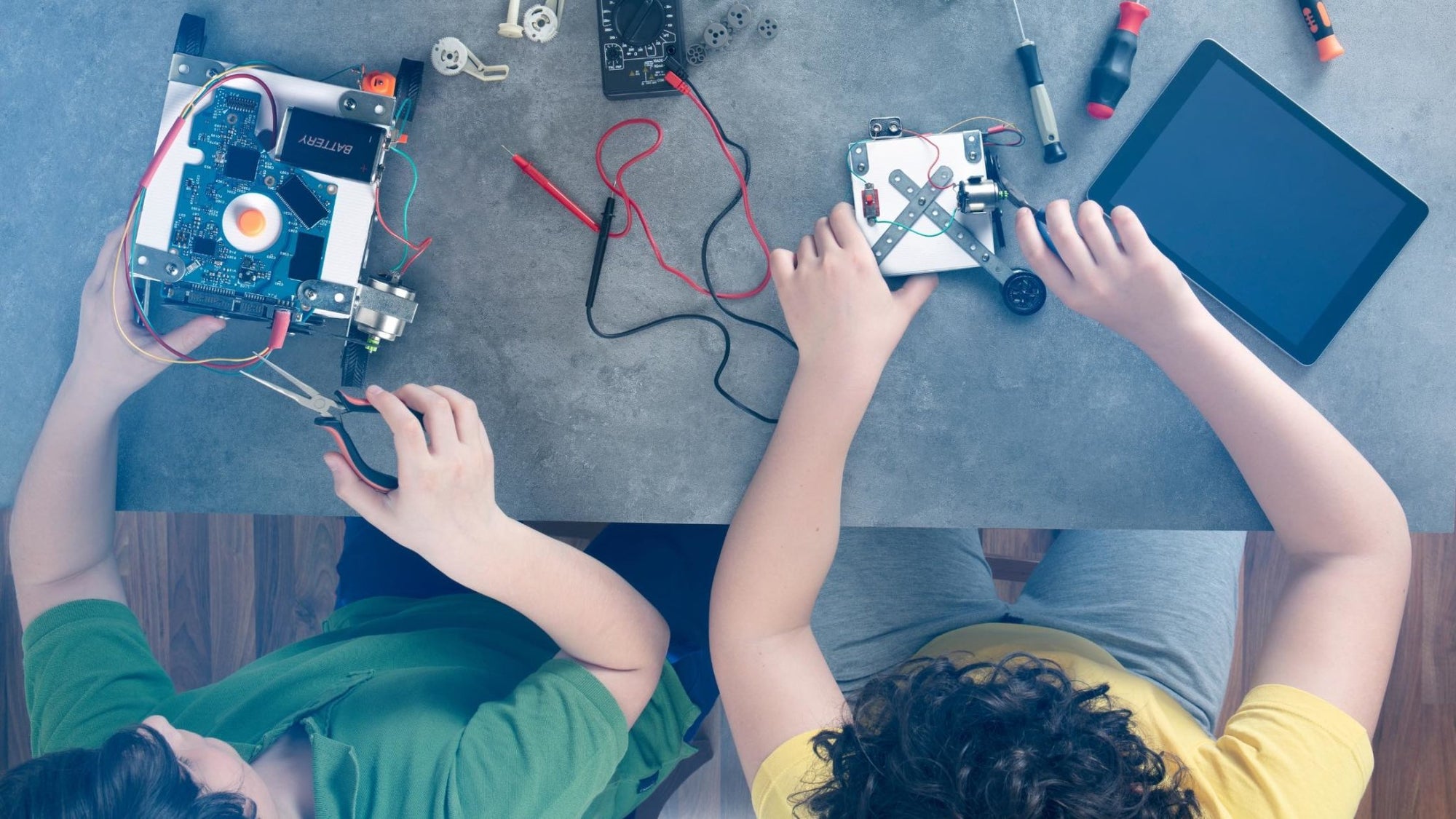 Priming for the Future: Why Your Child Should Learn Coding & Robotics - Inspirely | STEAM Education